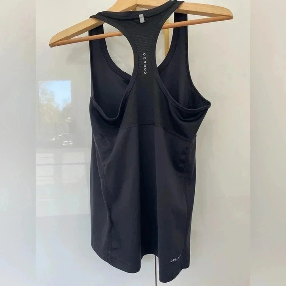 𝅺NIKE - Woman’s DRI  Fit Racerback Tank size small - Picture 2 of 3